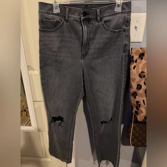 Express Women's Gray Distressed Jeans - Picture 2 of 3